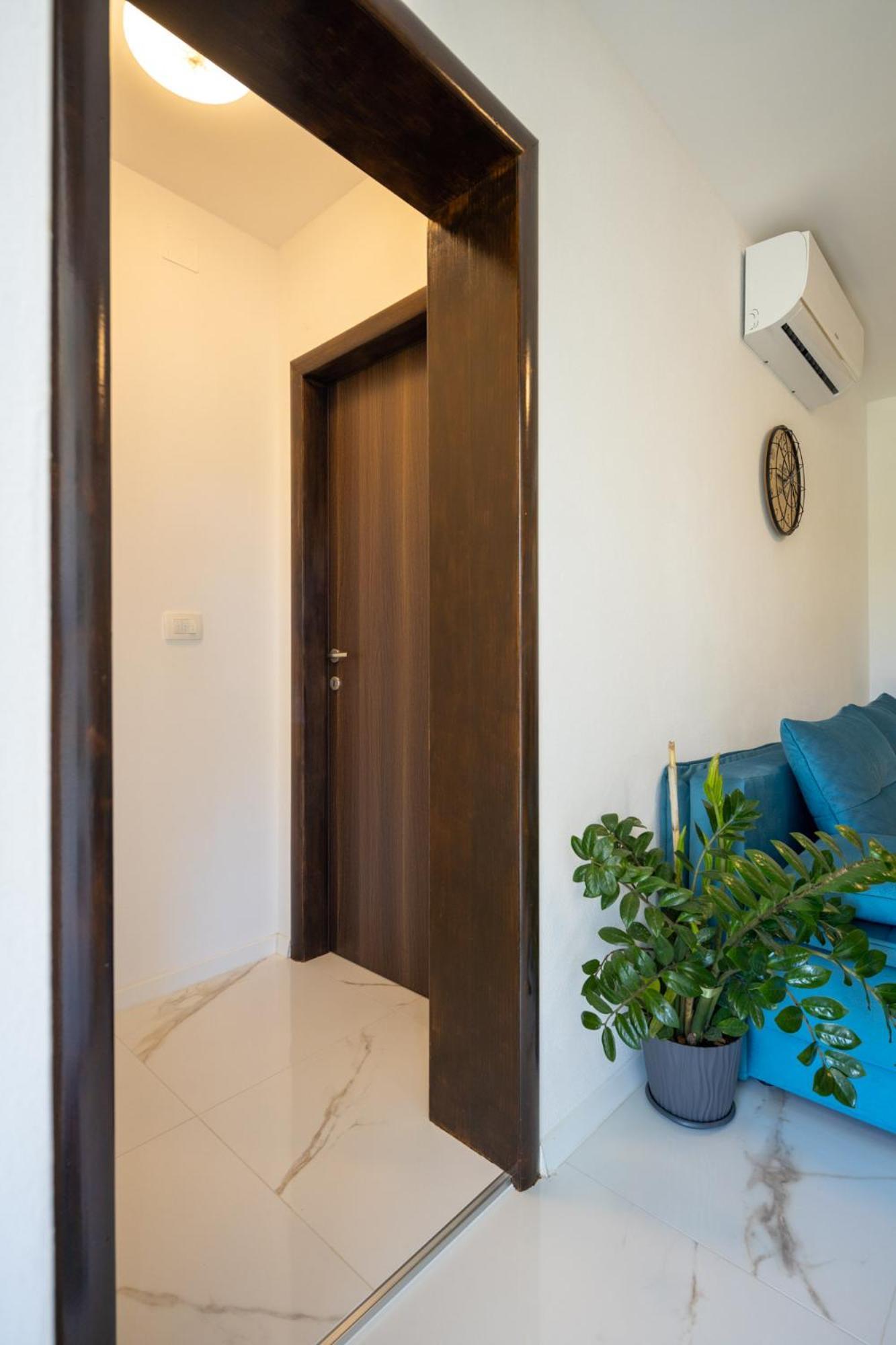 Apartment Iva Vrana  Exteriör bild
